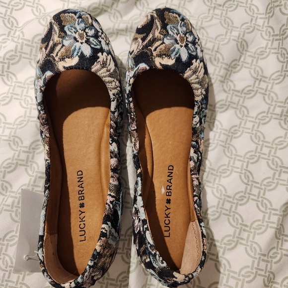 Lucky Brand 7.5 Shady Spruce comfort Ballet Flats - Picture 3 of 3